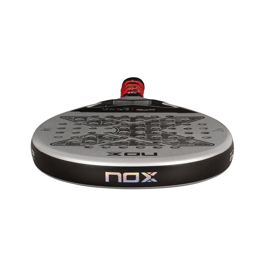 Nox AT10 Luxury Genius 18K Alum by Agustín Tapia 2024 – Padelracket BabyMat.se
