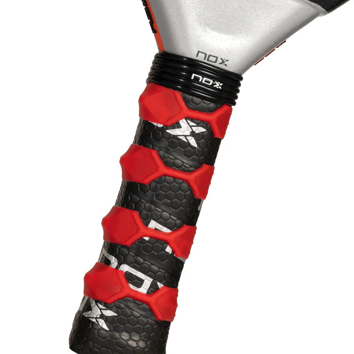 Nox AT10 Genius 18K Alum by Agustín Tapia 2024 Padelracket BabyMat.se